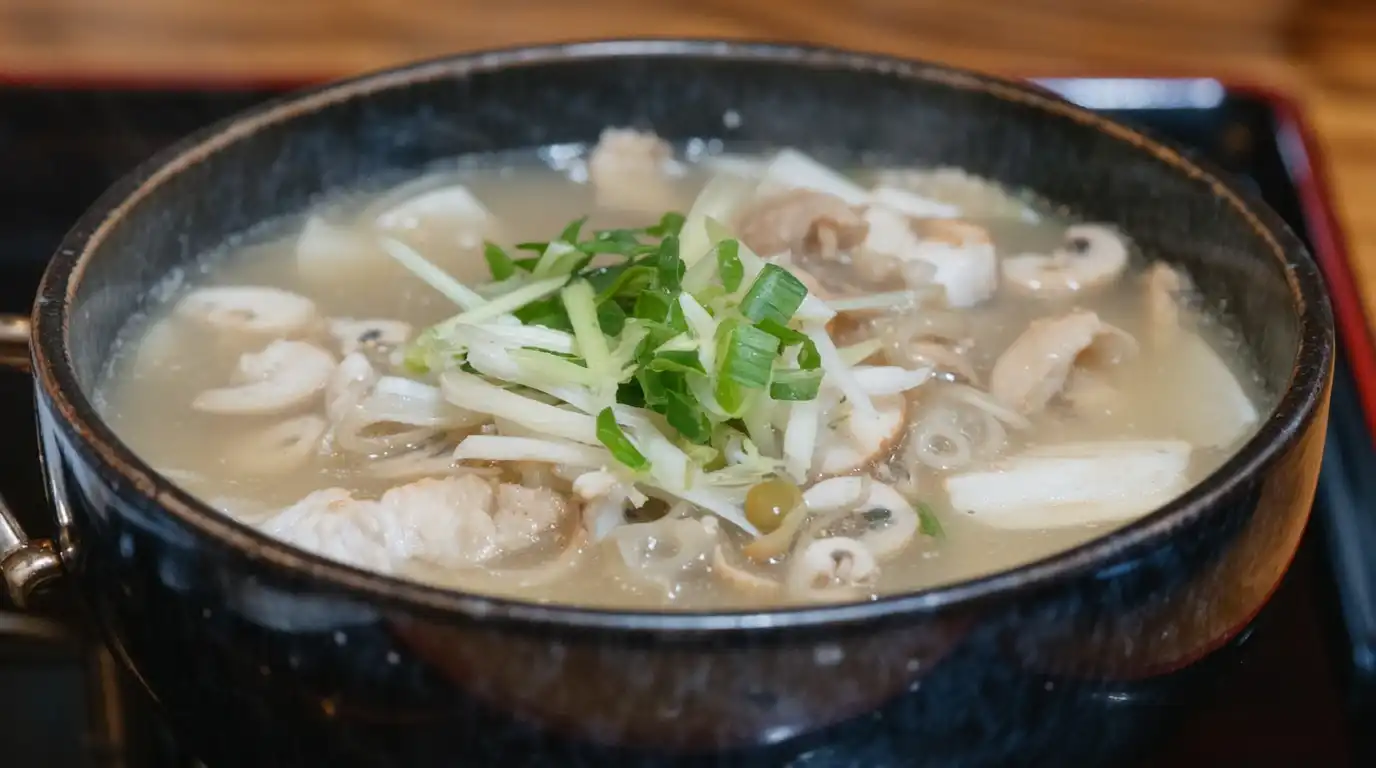 Japanese clear onion soup recipe with scallions and mushrooms